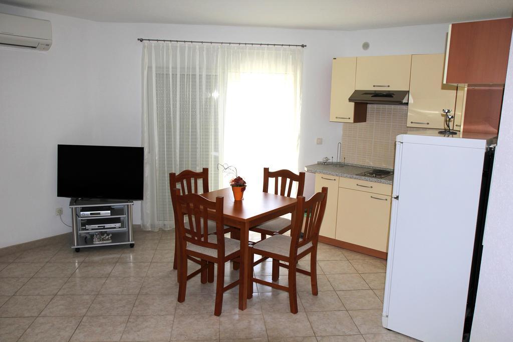 Apartments Kata Біоград-на-Мору Екстер'єр фото